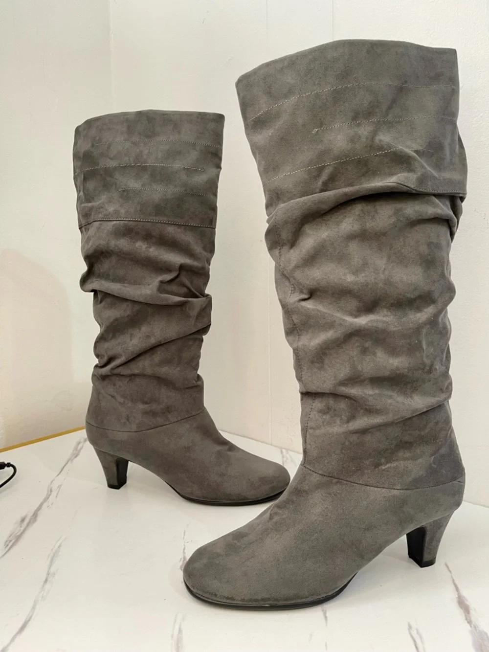 Aerosoles Slouch Boots Womens 7M Gray Running Play Knee High Cone Heels Suede